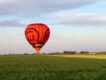 Relaxte heteluchtballonvaart omgeving Zaltbommel op donderdag 18 mei 2023
