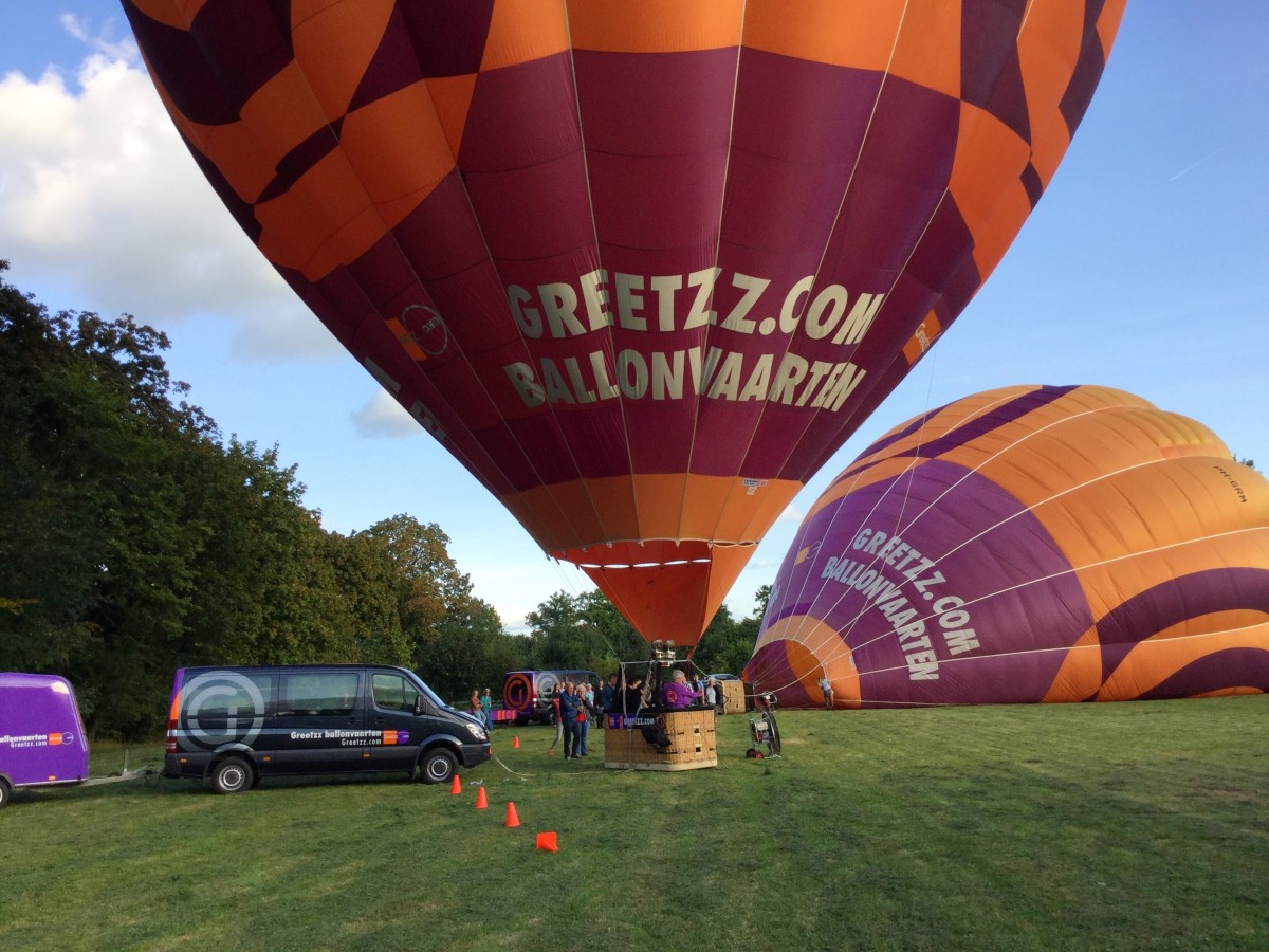 Heteluchtballonvaart Beesd - Meesterlijke heteluchtballonvaart opgestegen in Beesd