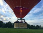 Majestueuze ballonvaart opgestegen op startlocatie Sprang-capelle op maandag  1 juni 2026