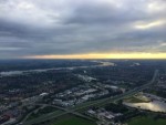 Professionele luchtballonvaart boven de regio Gorinchem op maandag 25 september 2023