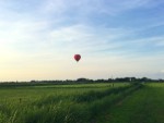 Luchtballon vaart Meteren, Netherlands - Meesterlijke luchtballonvaart gestart in Beesd