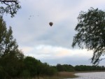 Heteluchtballonvaart Rottum - Majestueuze ballon vaart gestart op opstijglocatie Joure
