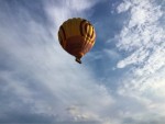 Hoogstaande luchtballon vaart gestart in Doetinchem op zaterdag 17 augustus 2024