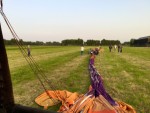 Meesterlijke luchtballon vaart boven de regio Beesd op zaterdag 27 mei 2023