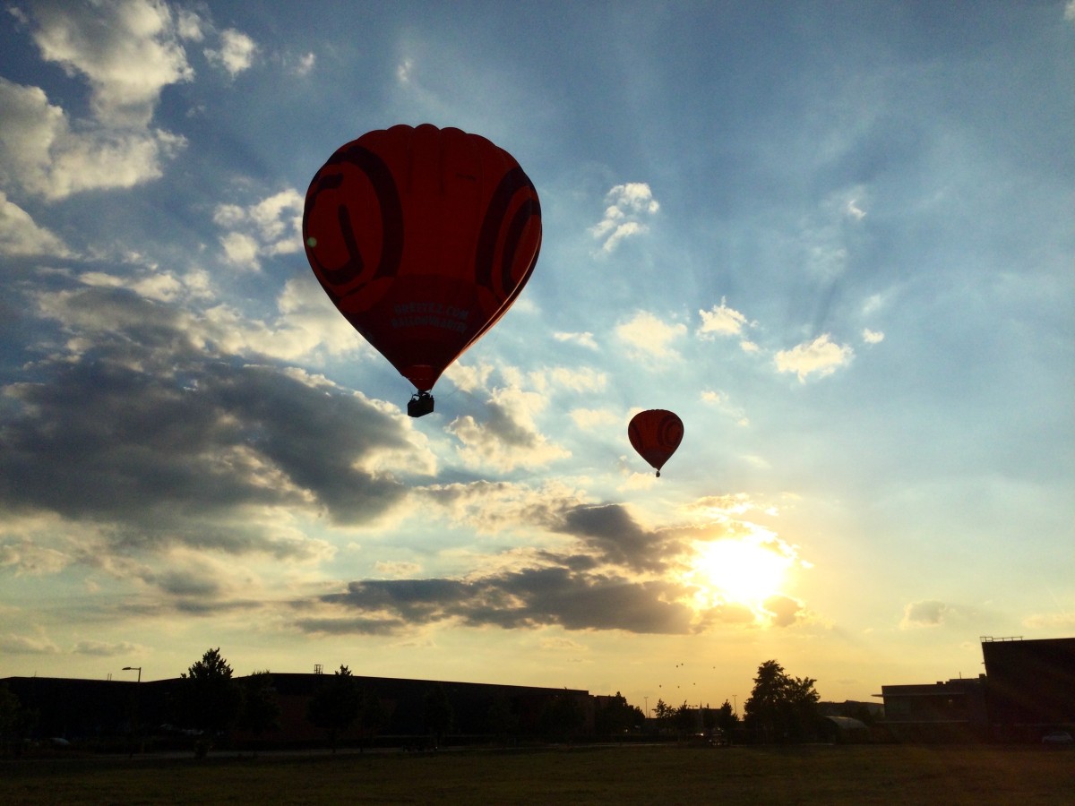 Luchtballon vaart Bornerbroek, Netherlands - Geweldige ballon vlucht opgestegen op startlocatie Almelo
