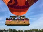 Luchtballonvaart Berlicum, Netherlands - Betoverende luchtballonvaart opgestegen in Berlicum