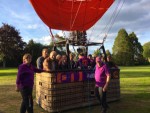 Jaloersmakende luchtballon vaart boven de regio Poppel op zondag 28 september 2025